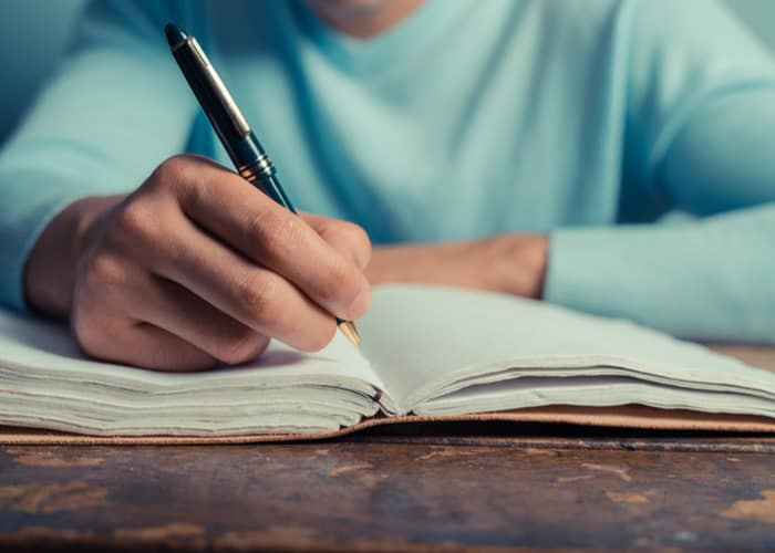 5-Reasons-Your-Students-Should-Ditch-Their-Keyboards-for-Pen-and-Paper