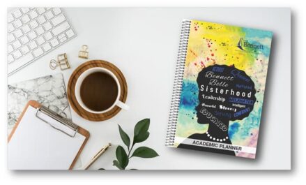 Ways-To-Customize-Student-Planners-2